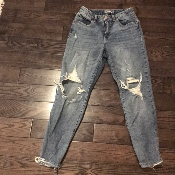 Jeans and pants - Picture 2 of 4